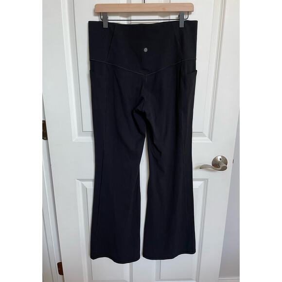 Athleta Salutation Stash High Rise Flare Pant Black Compression Waistband 1X - Picture 2 of 12